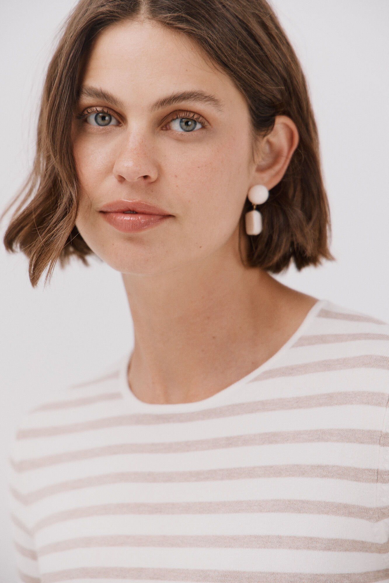 Cortefiel Short-sleeved jumper Nude