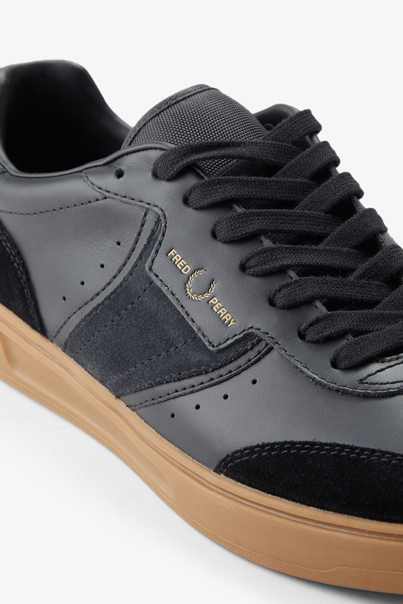 Fred Perry Sapatilha B4 em pele/camur&ccedil;a Preto