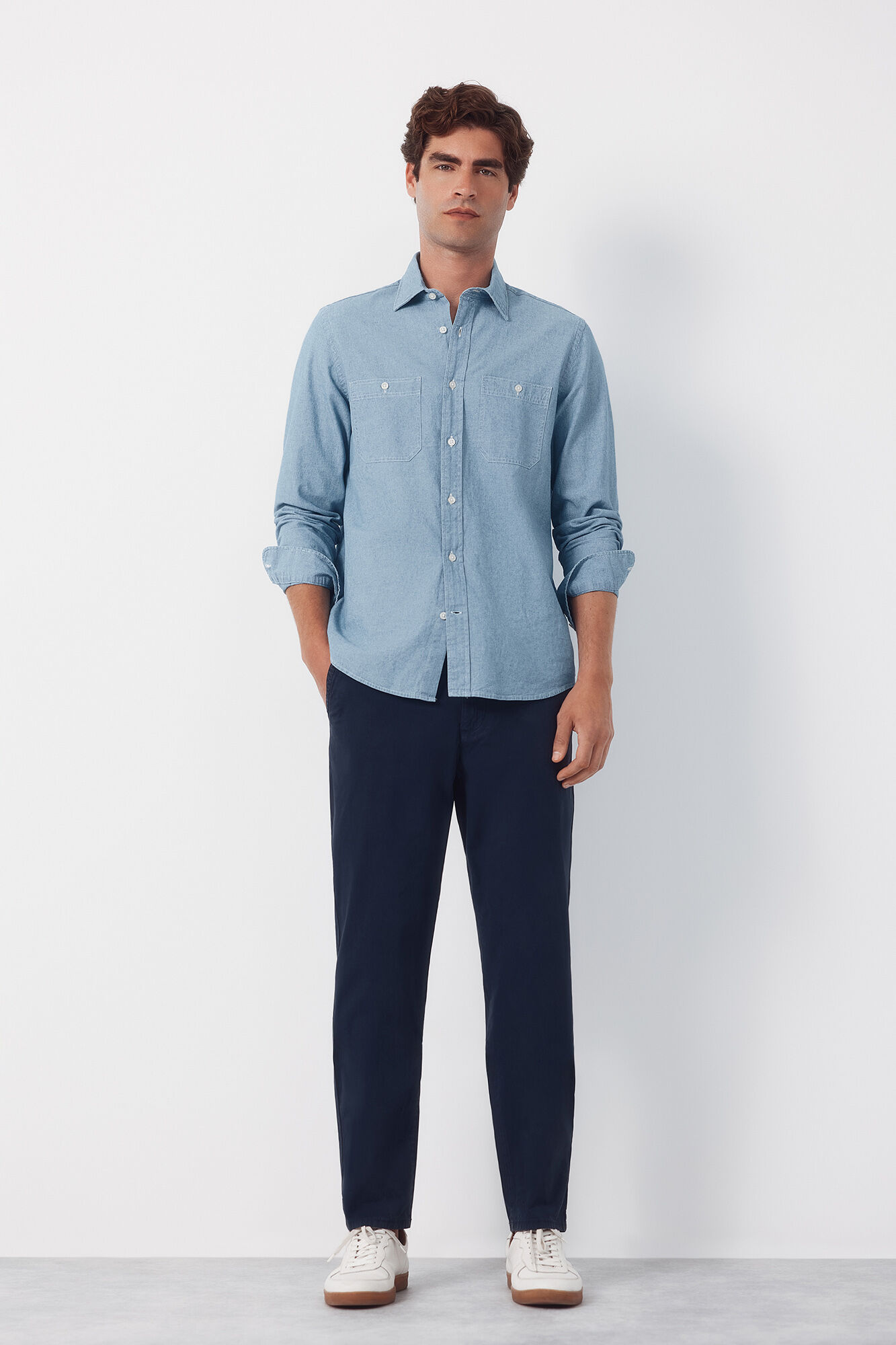 Cortefiel Cal&ccedil;a jogger de popeline com el&aacute;stico regular