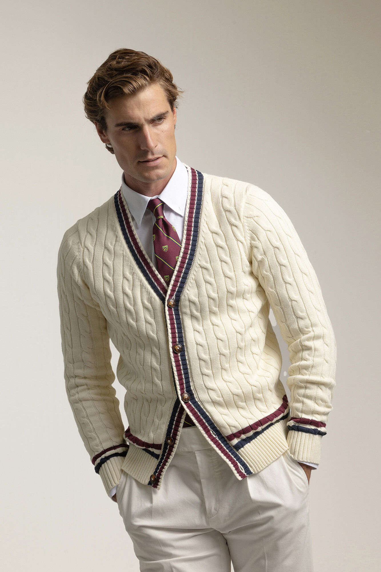 PuroEGO Cardigan universit&aacute;rio de algod&atilde;o