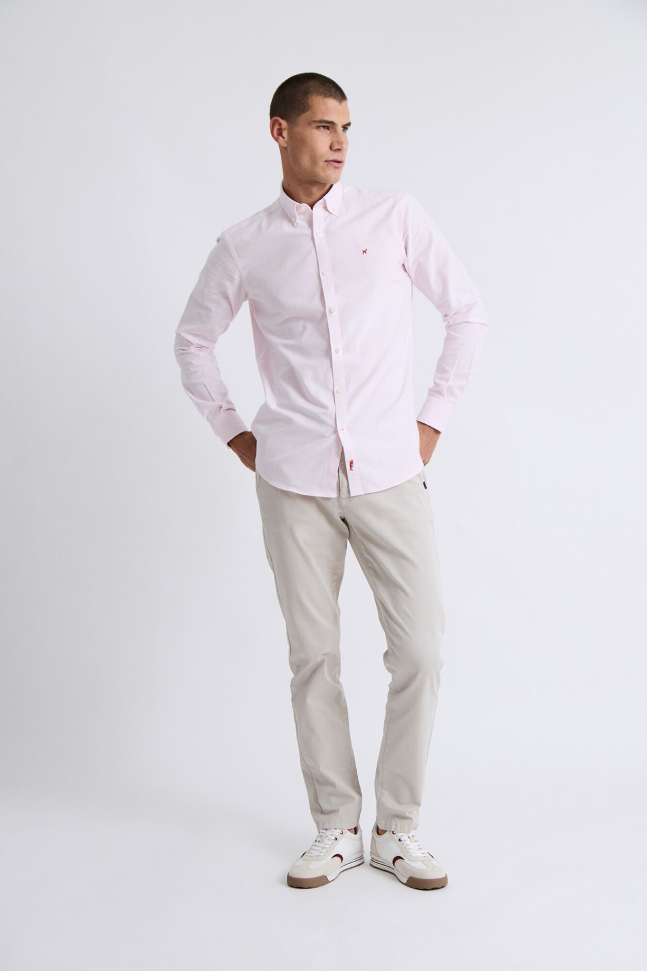 Williot Pantal&oacute;n Chino Slim Beige