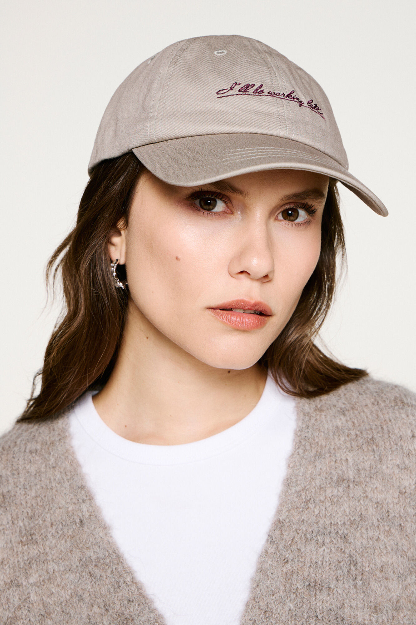 Selected Bon&eacute; bordado 100% algod&atilde;o org&acirc;nico