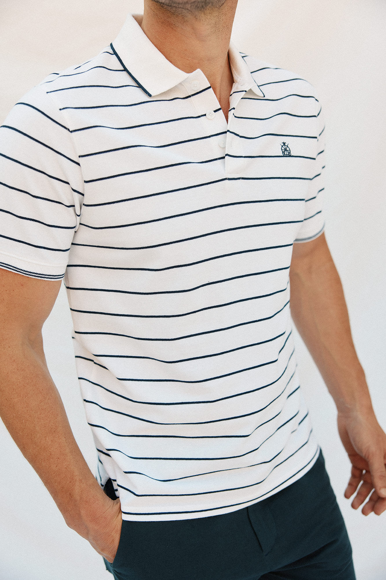 Cortefiel Polo &agrave;s riscas Branco