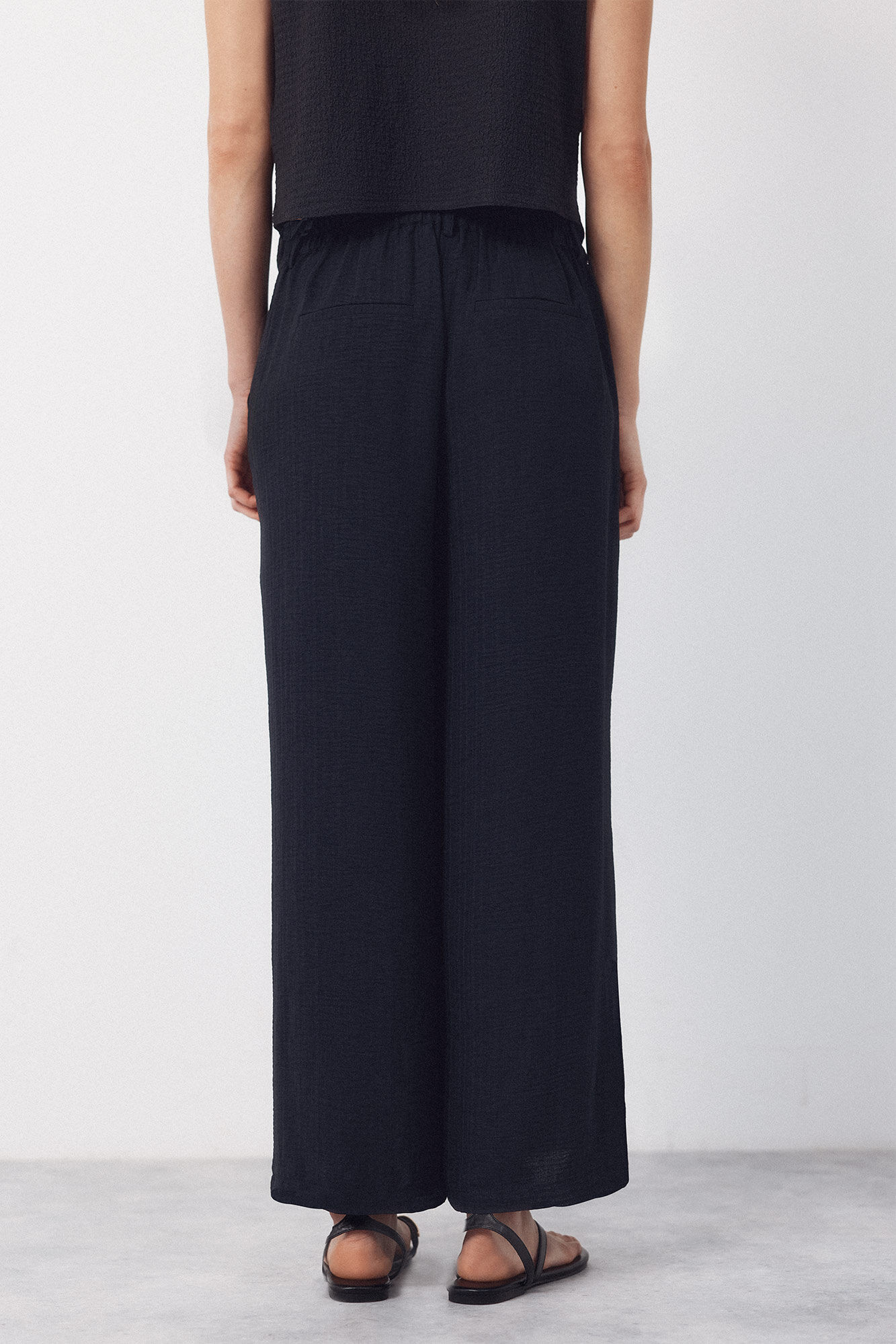 Cortefiel Textured pants Black