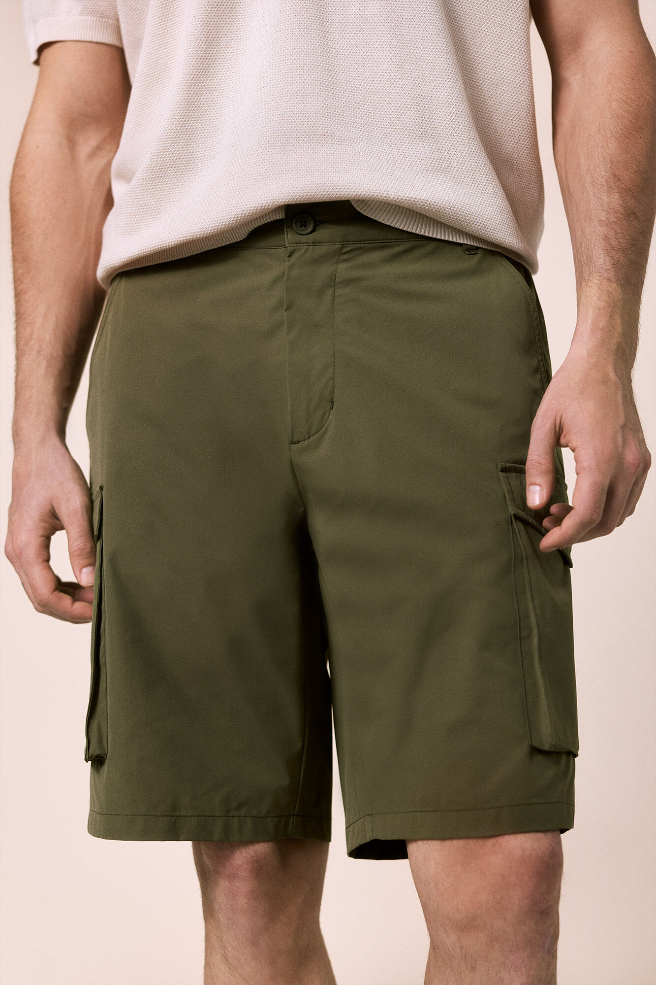 OOTO Bermuda cargo t&eacute;cnica