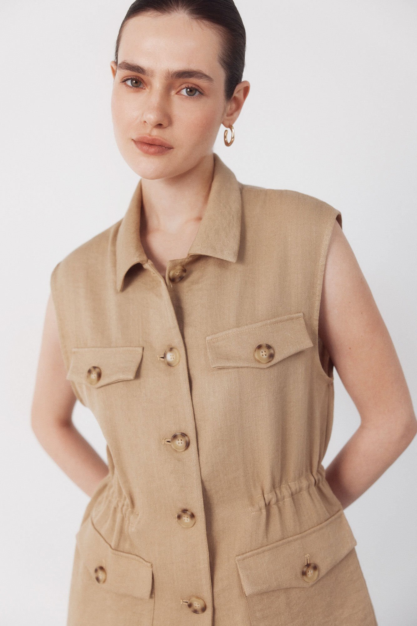 Cortefiel Rustic vest Nude