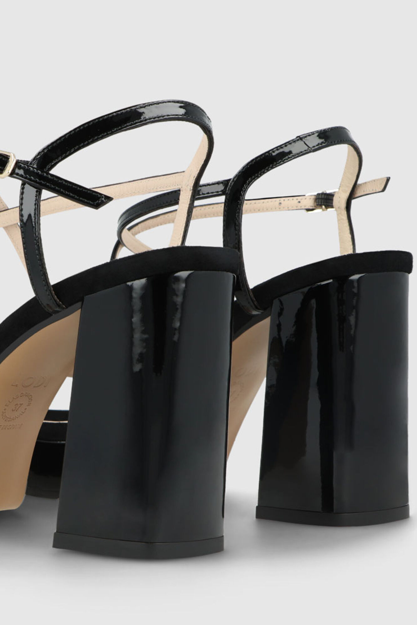Lodi Platform sandals in black suede Black