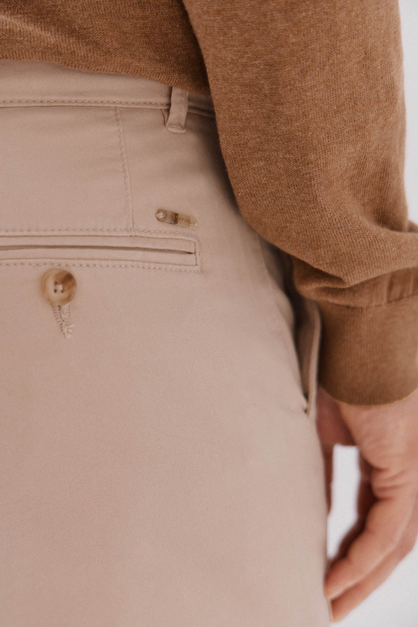 Cortefiel Slim fit chinos Beige