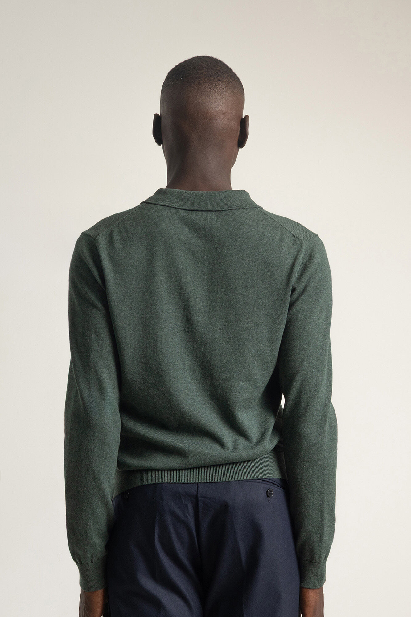 PuroEGO Camisola gola em bico algod&atilde;o Verde