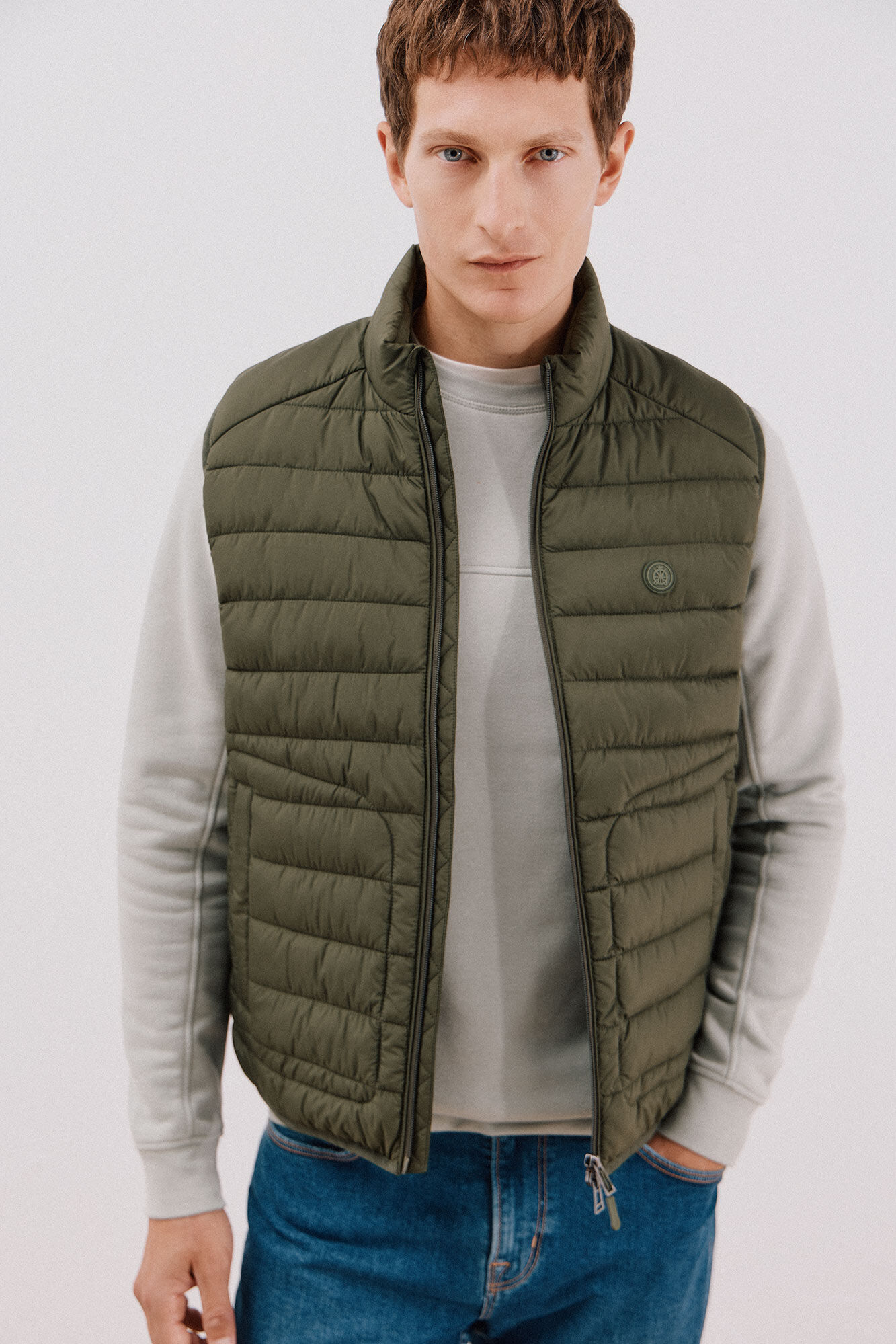 Cortefiel Ultra-light quilted gilet