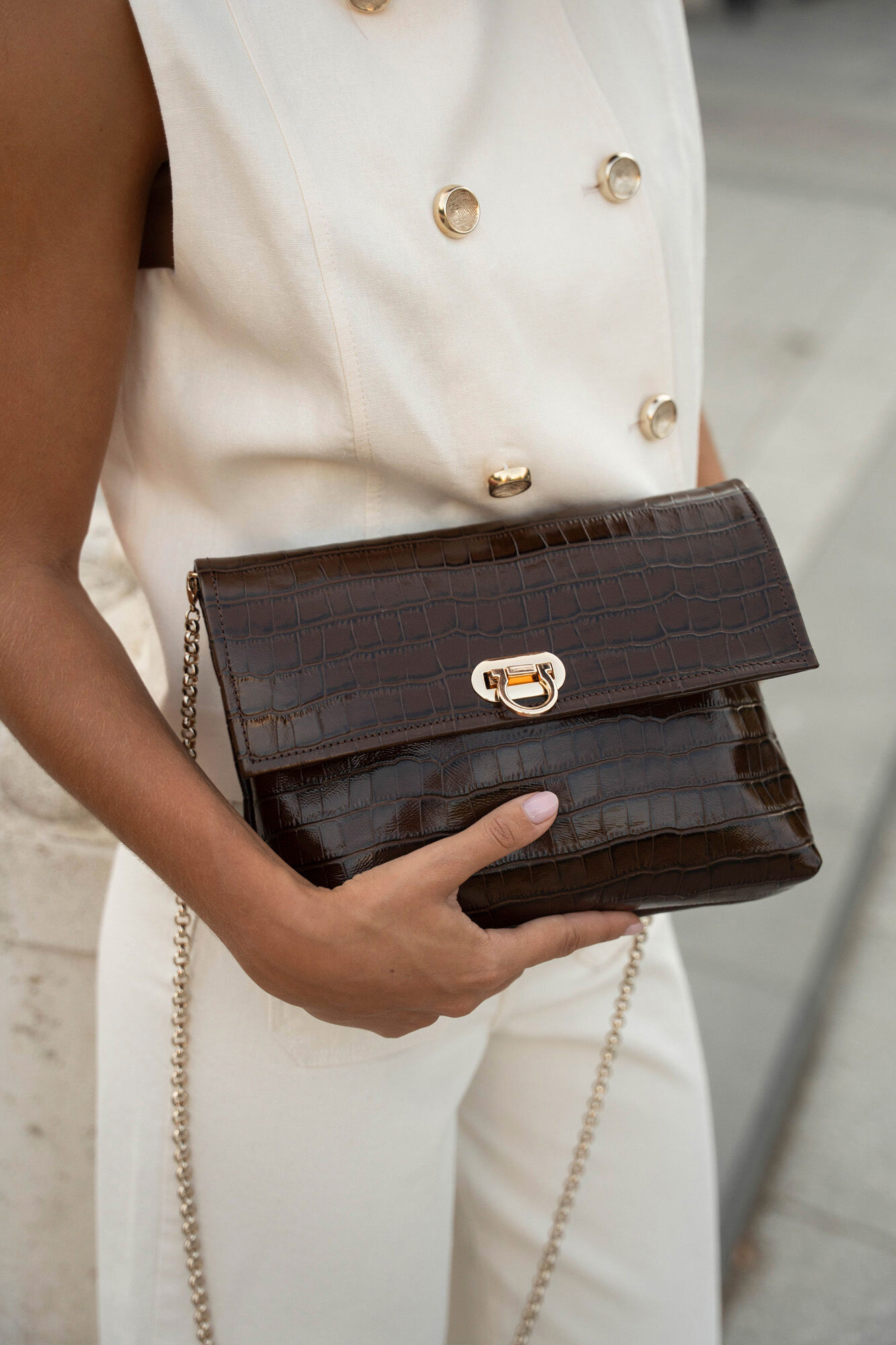 The Code Sobre Greta Coco Chocolate Castanho