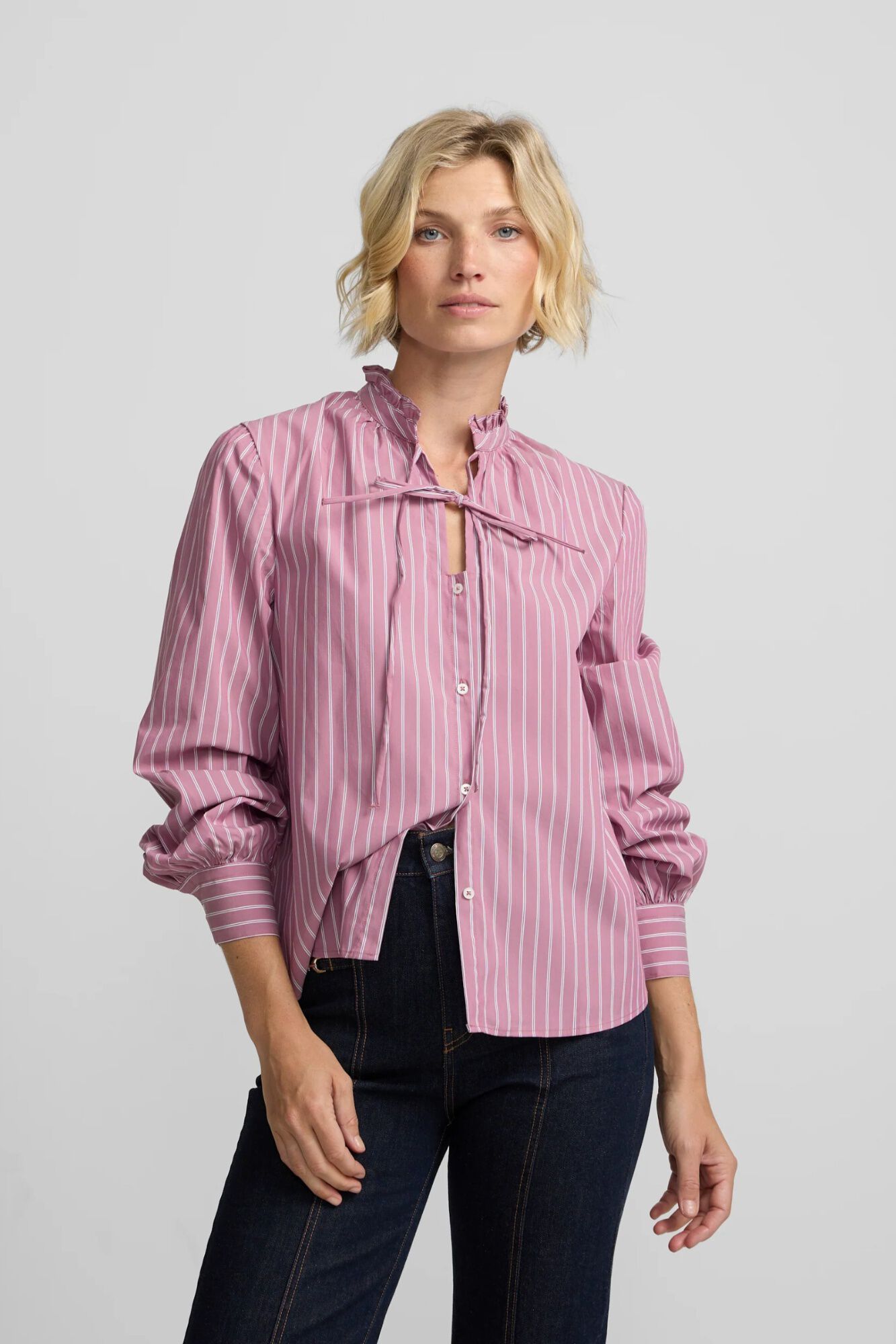 Silbon Camisa cuello alto lazos rayas