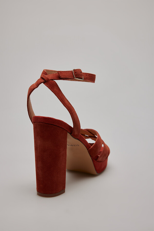 Cortefiel Leather heeled sandal Brown