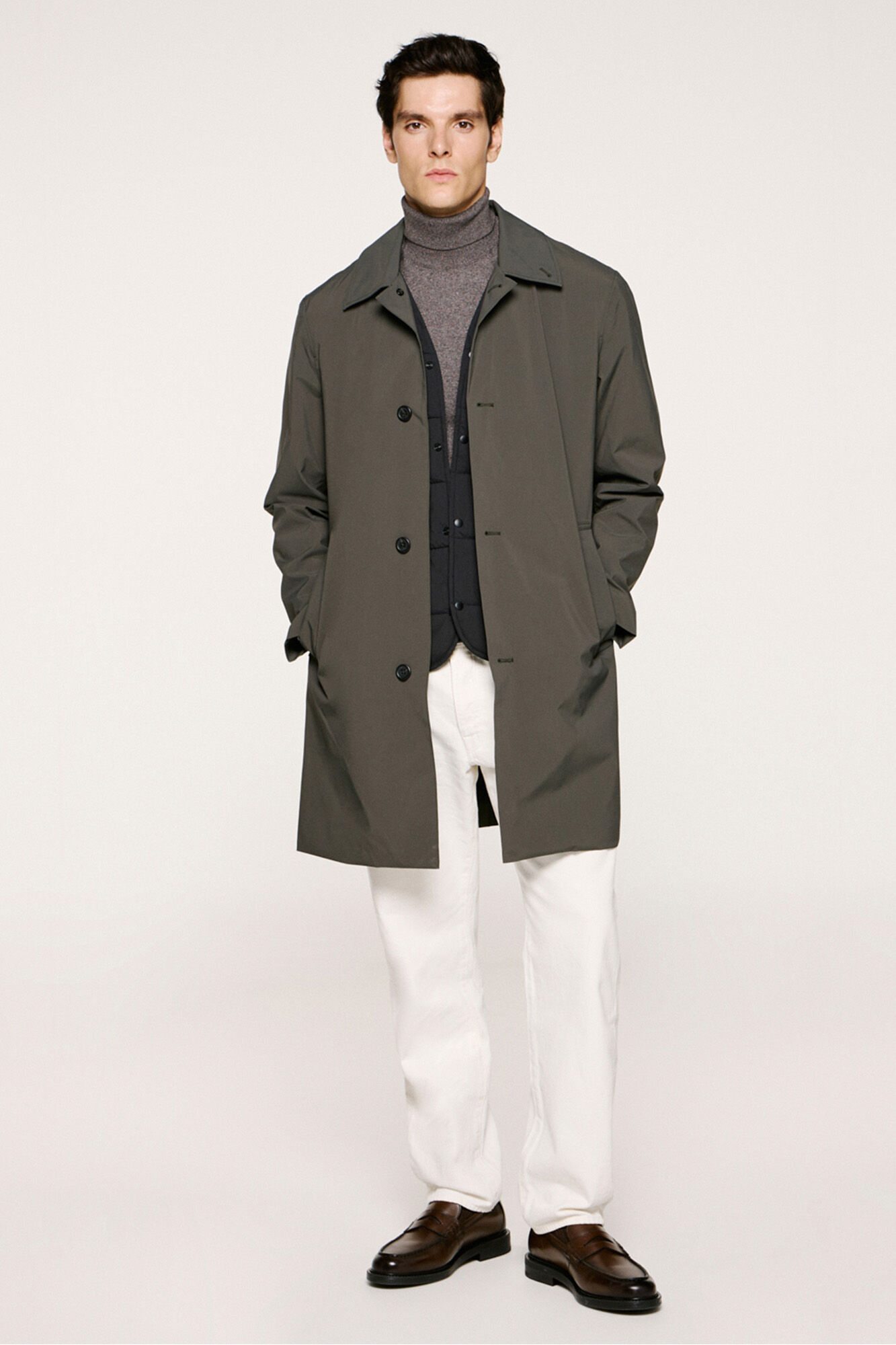 Selected Sobretudo t&eacute;cnica imperme&aacute;vel com colete remov&iacute;vel 