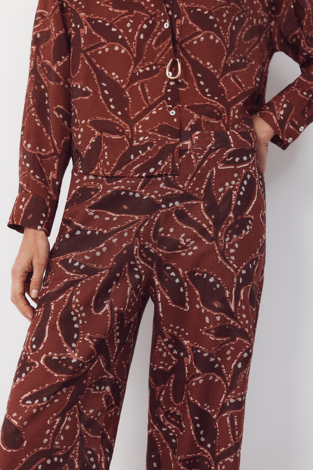 Cortefiel Printed linen trousers Nude