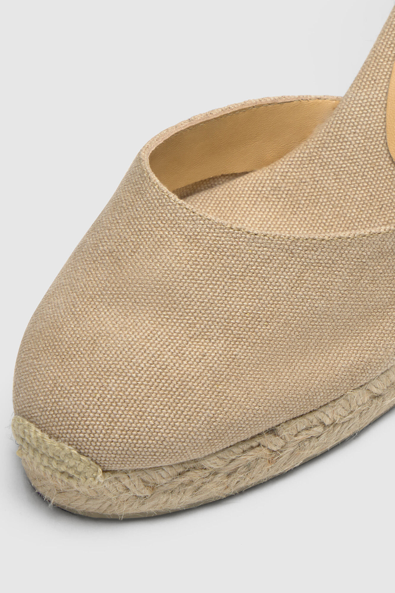 Casta&ntilde;er Carina alpargata Castanho