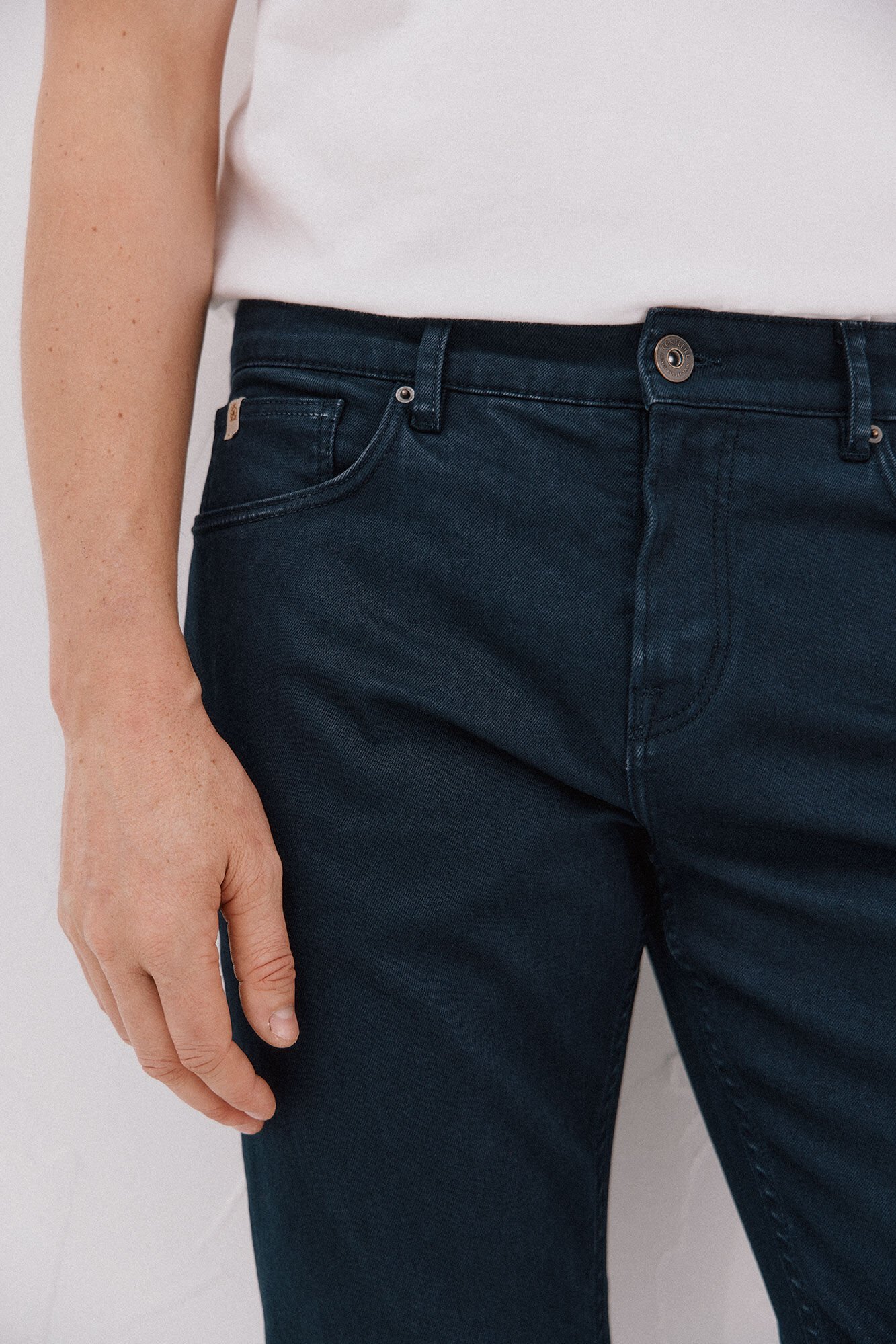 Cortefiel Pantal&oacute;n 5 bolsillos color regular fit Azul marino