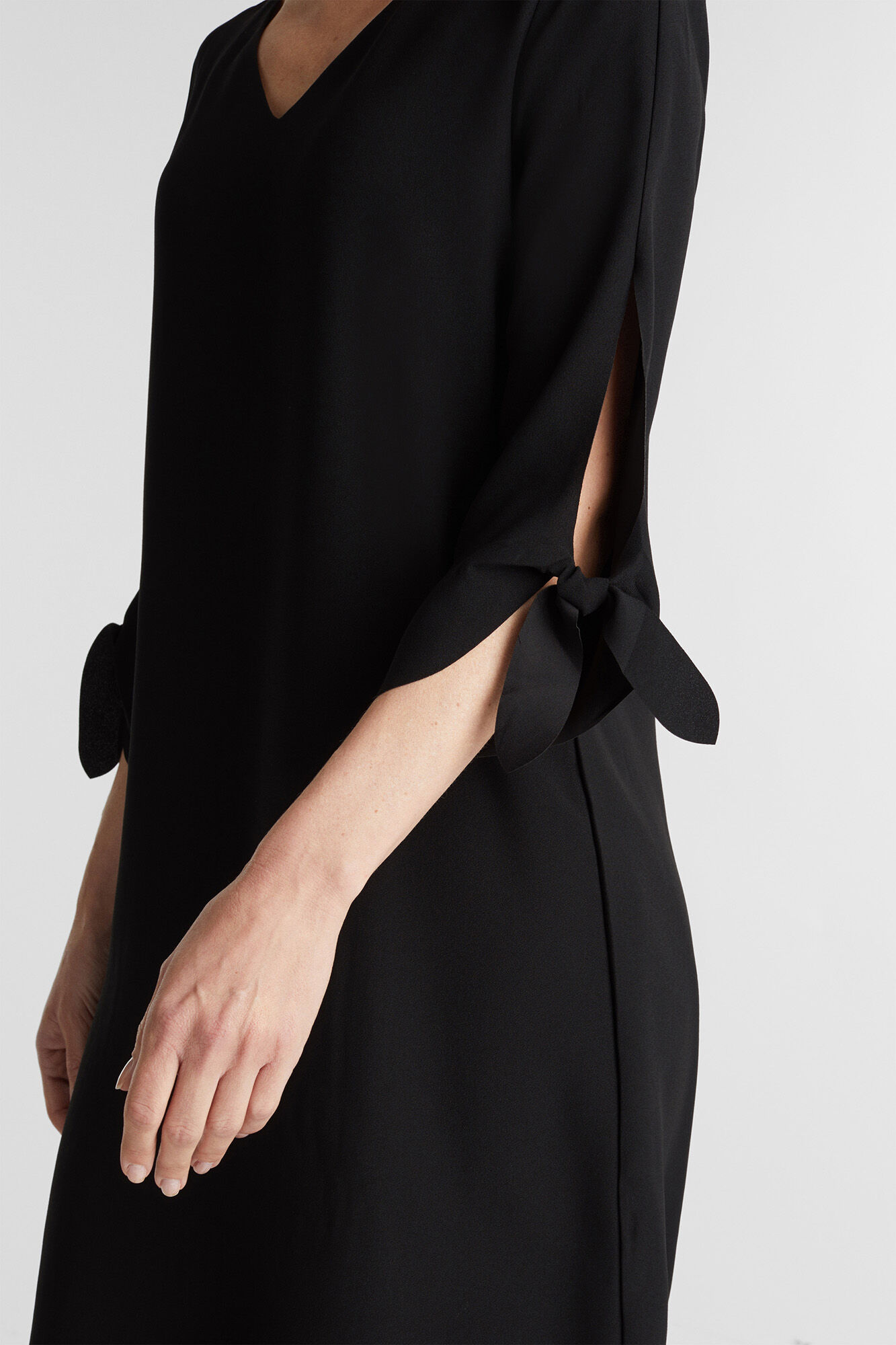 Esprit Loose fit crepe dress Black