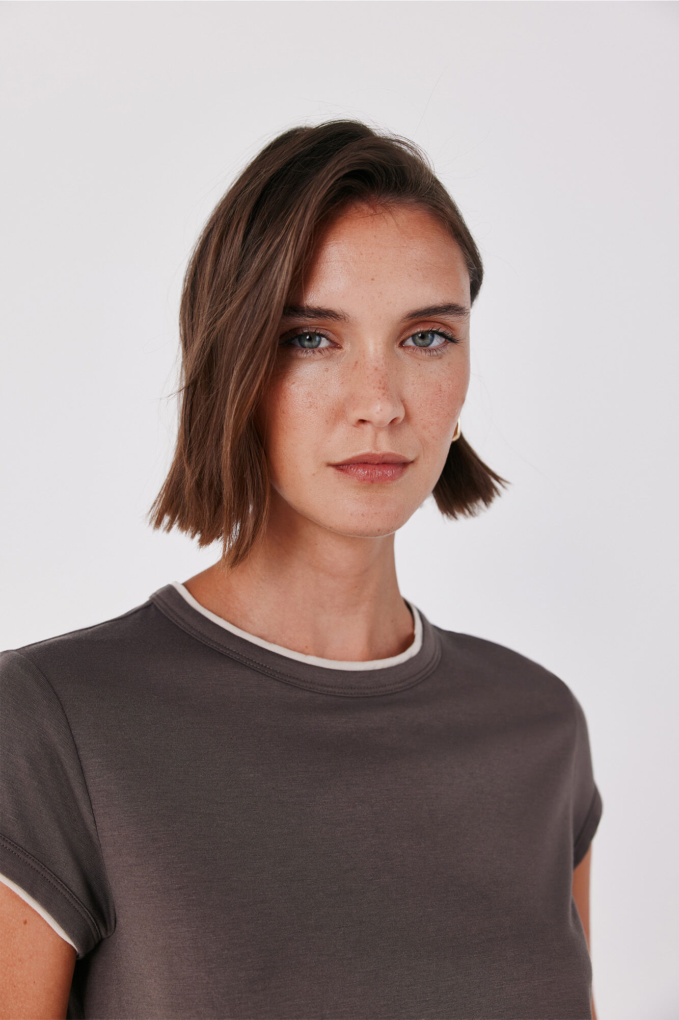 Cortefiel Piping detail T-shirt Beige
