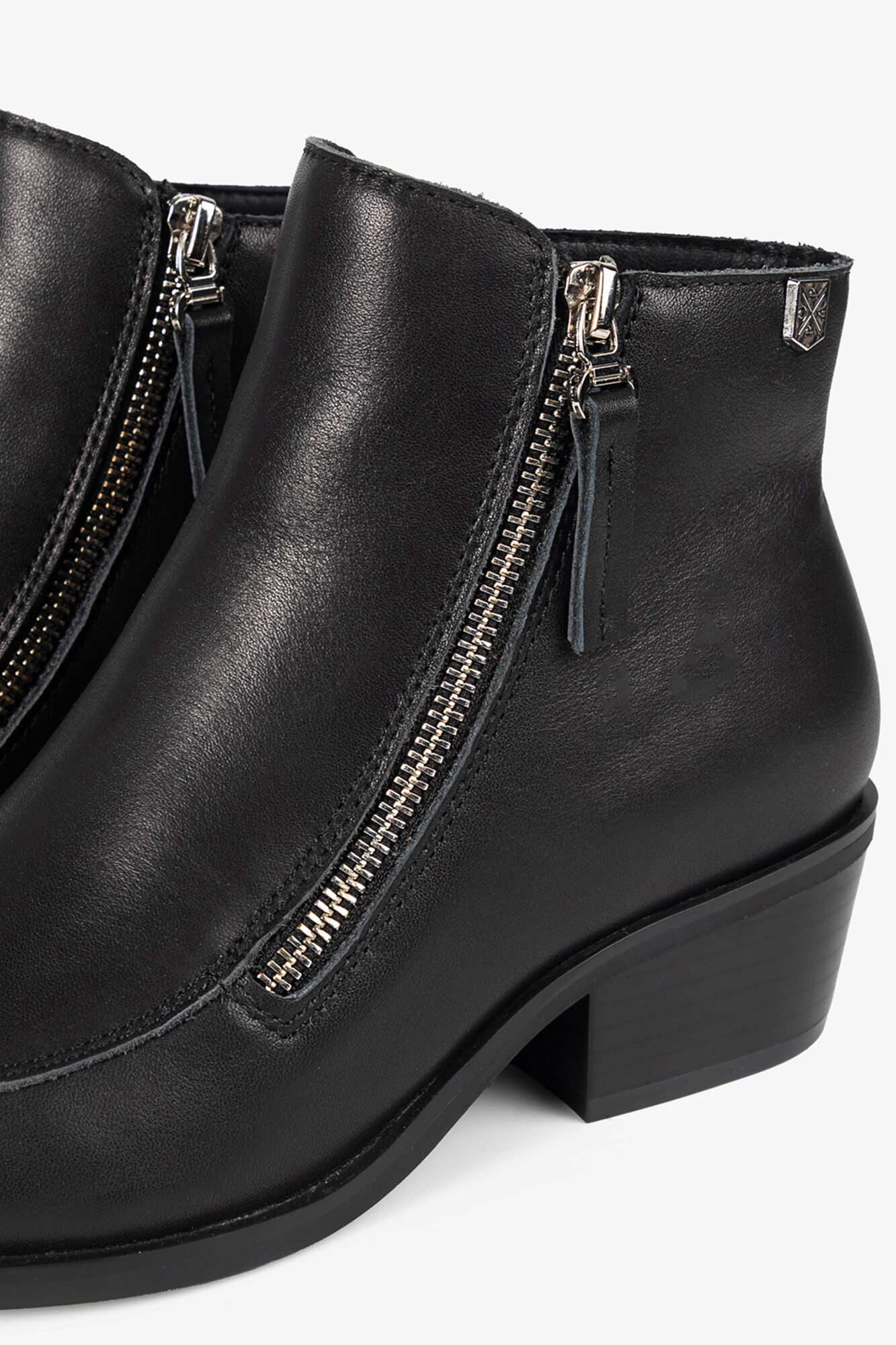 Popa Urban Leather Women's Ankle boot Black