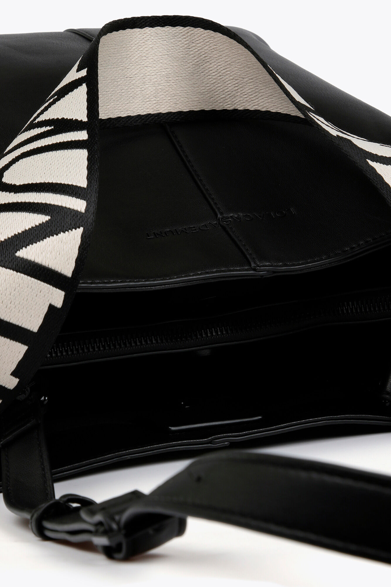 Lola Casademunt Bolsa de compras com al&ccedil;as com logotipo Preto