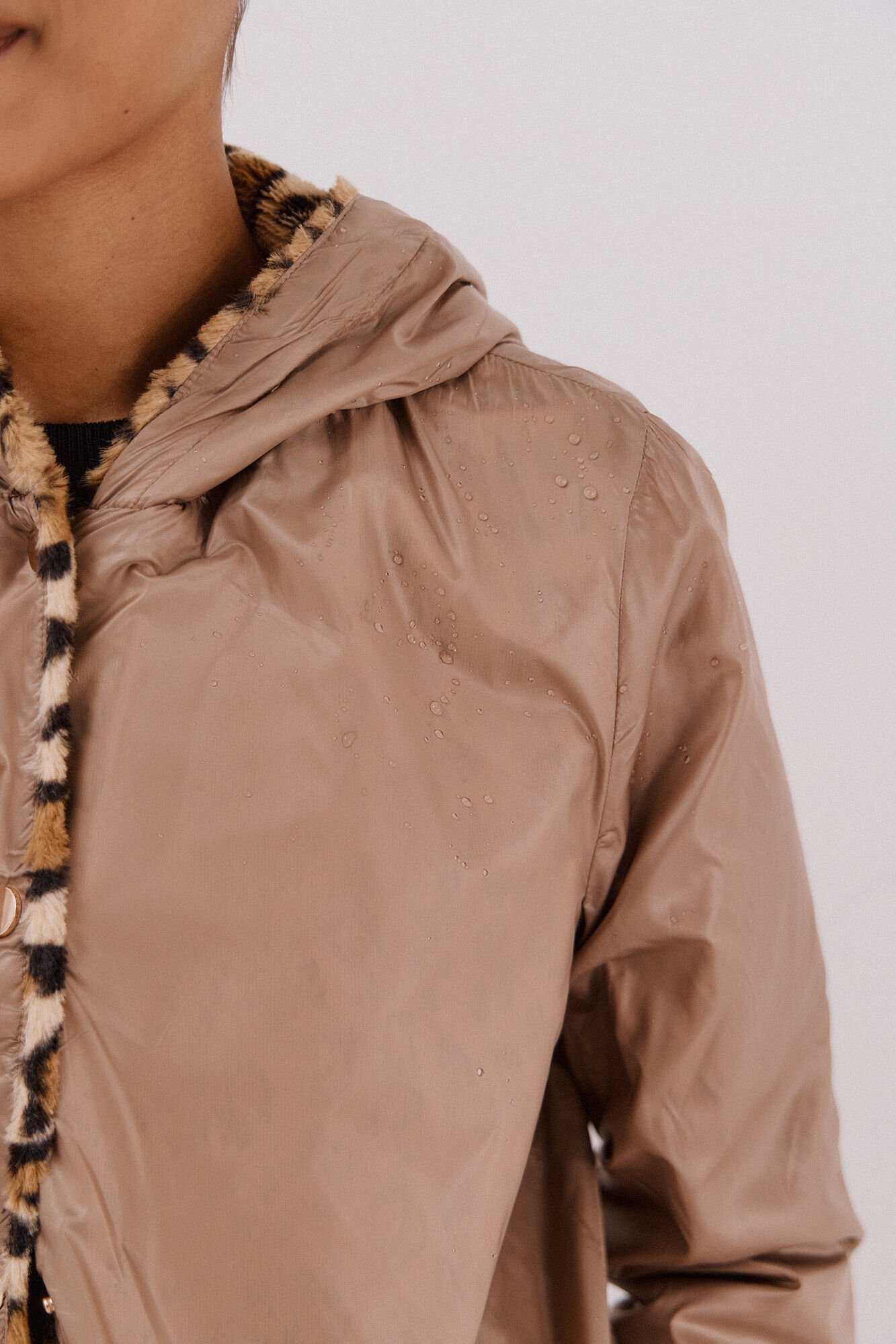 Cortefiel Short reversible faux fur jacket Beige