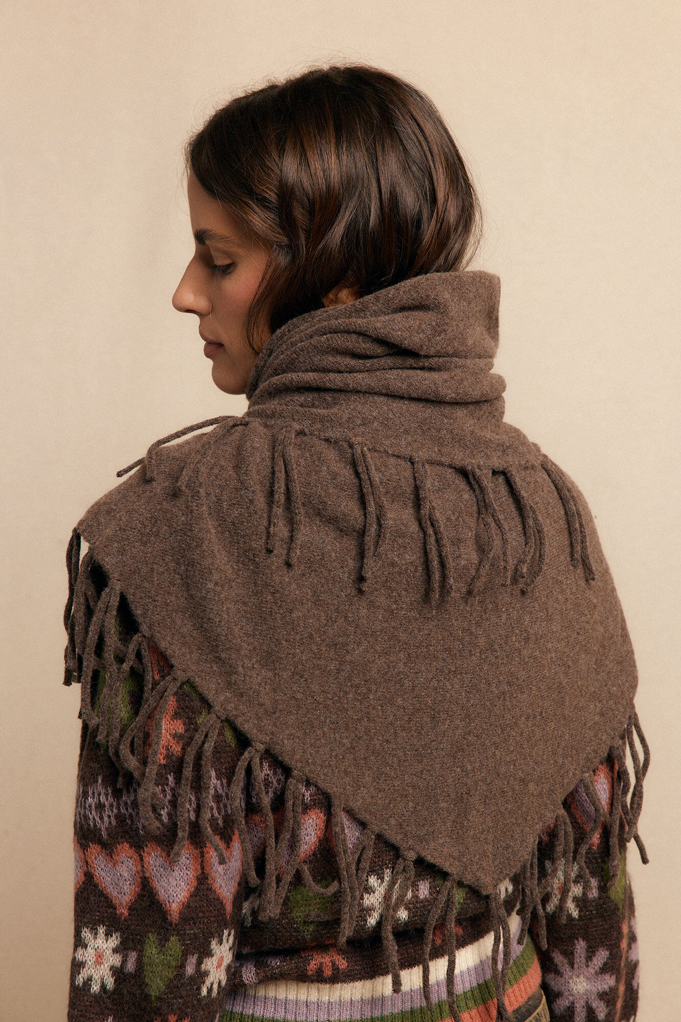 Slowlove Chal grueso flecos Marr&oacute;n