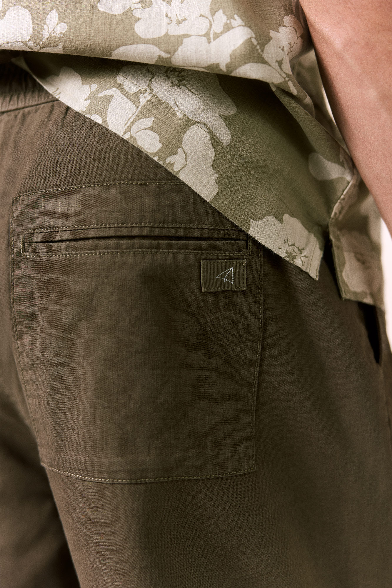 OOTO Linen drawstring Bermuda shorts Kaki