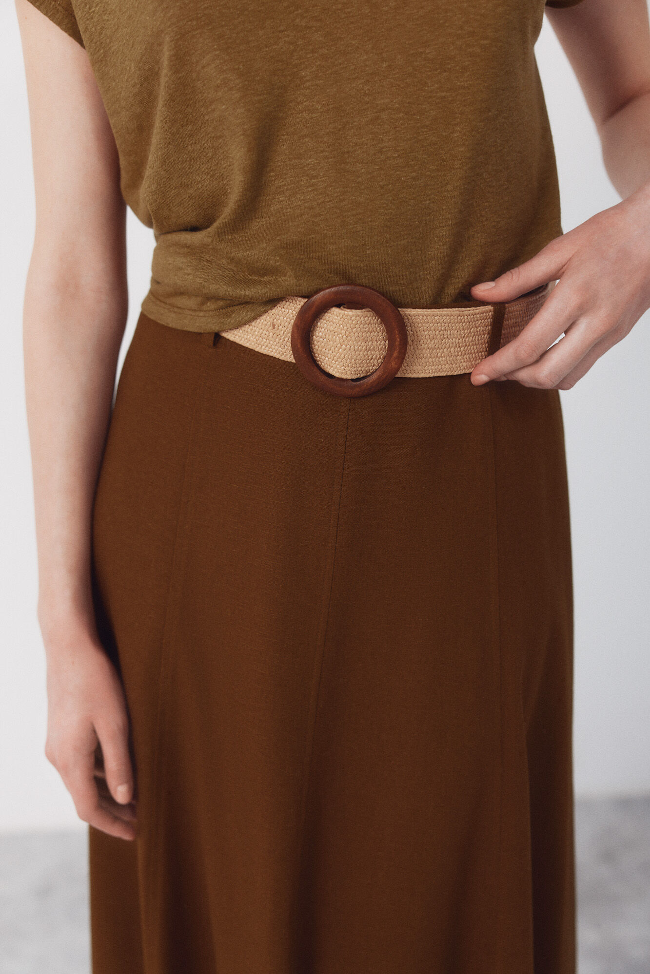 Cortefiel Flared skirt with belt Kaki