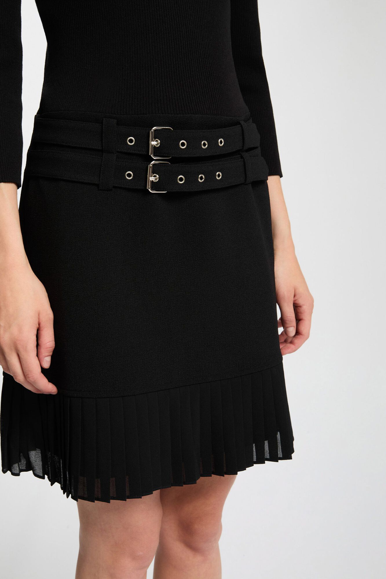 Morgan Vestido curto plissado