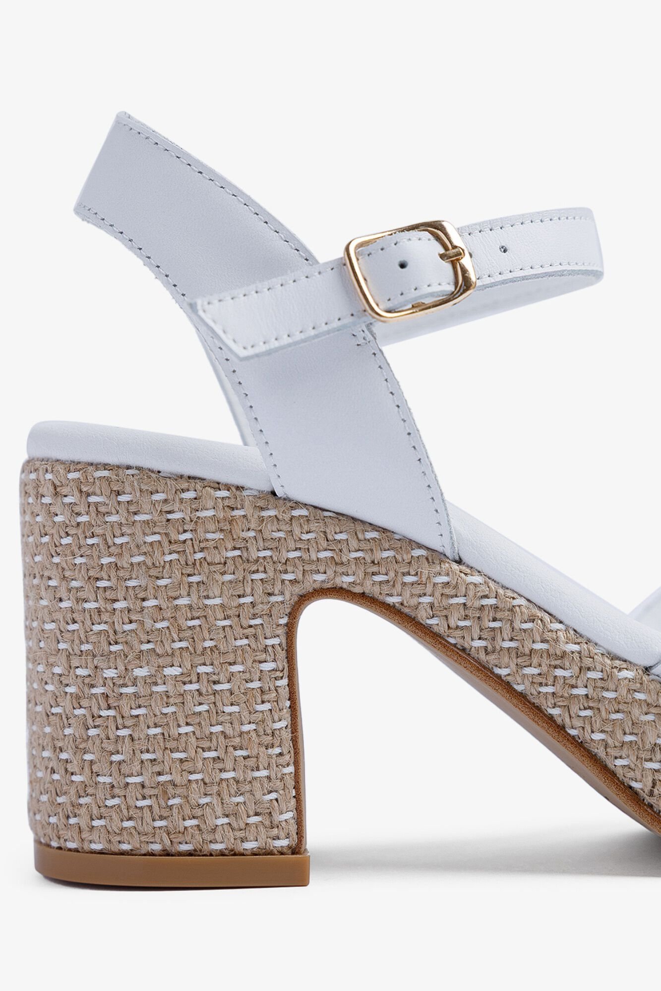 Popa Sand&aacute;lia cunha salto senhora Daira Pele Branco