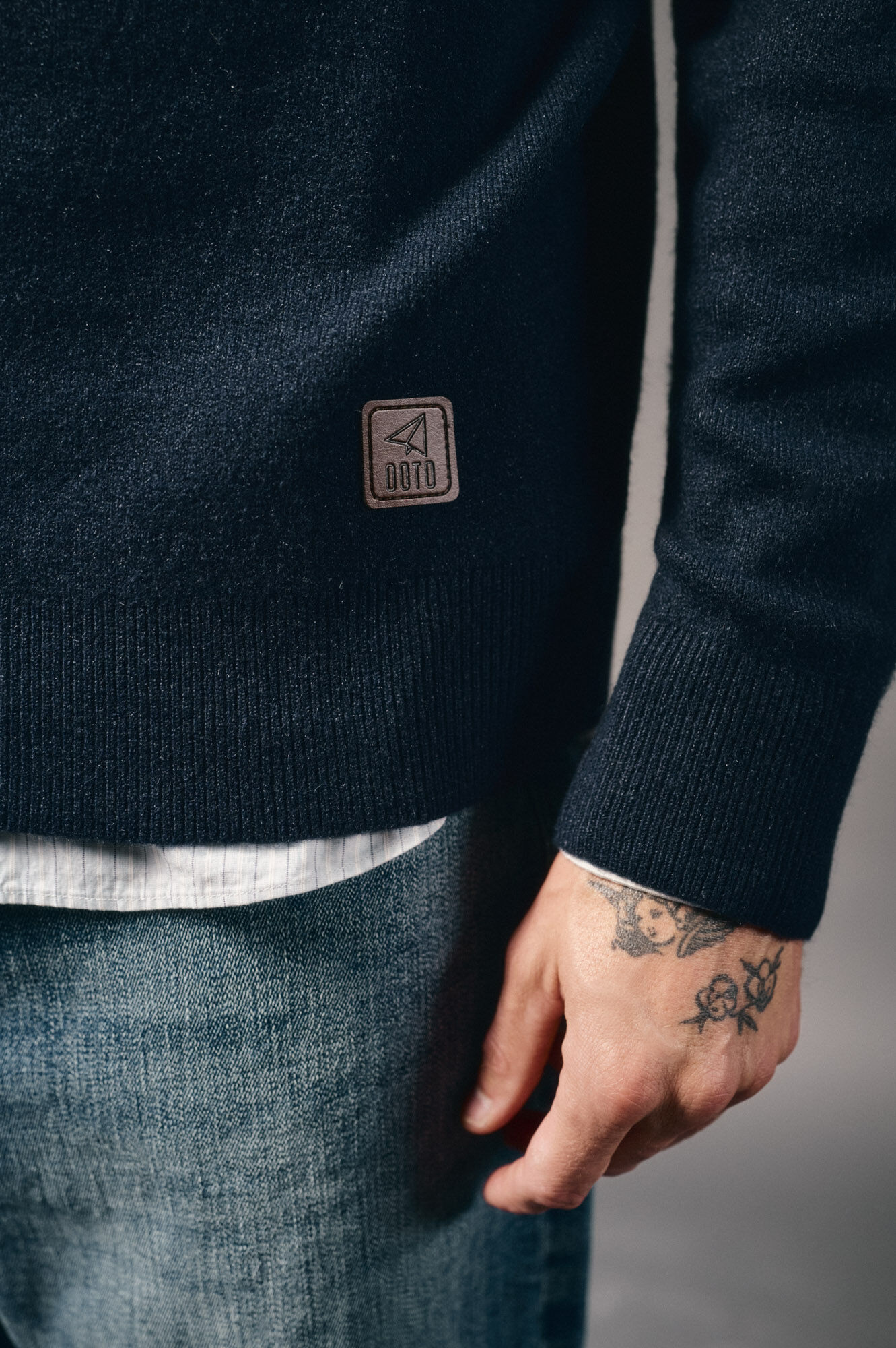 OOTO Jersey cuello polo cremallera y bolsillo Azul marino