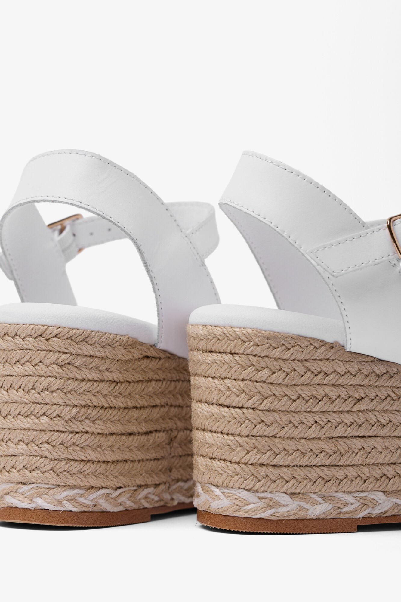 Popa Sand&aacute;lia cunha baixa senhora Garua Juta Branco