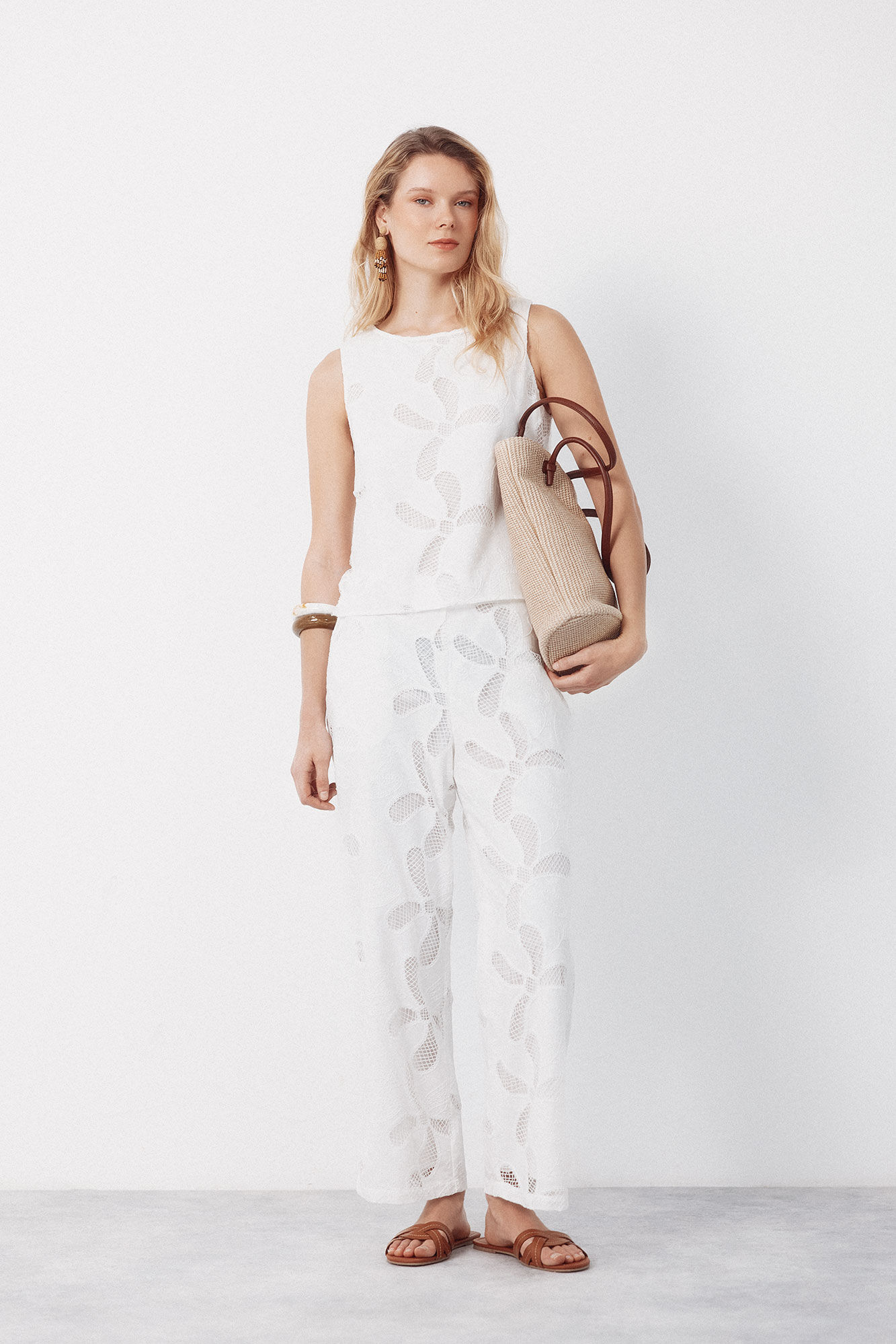 Cortefiel Embroidered trousers