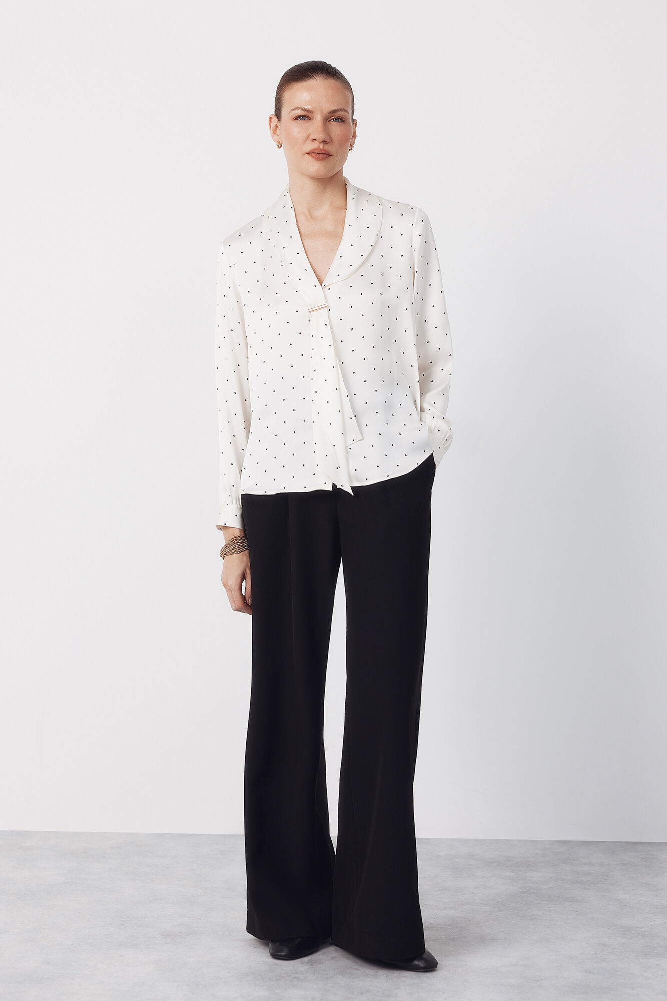 Cortefiel Blusa satinada lazada Estampado blanco