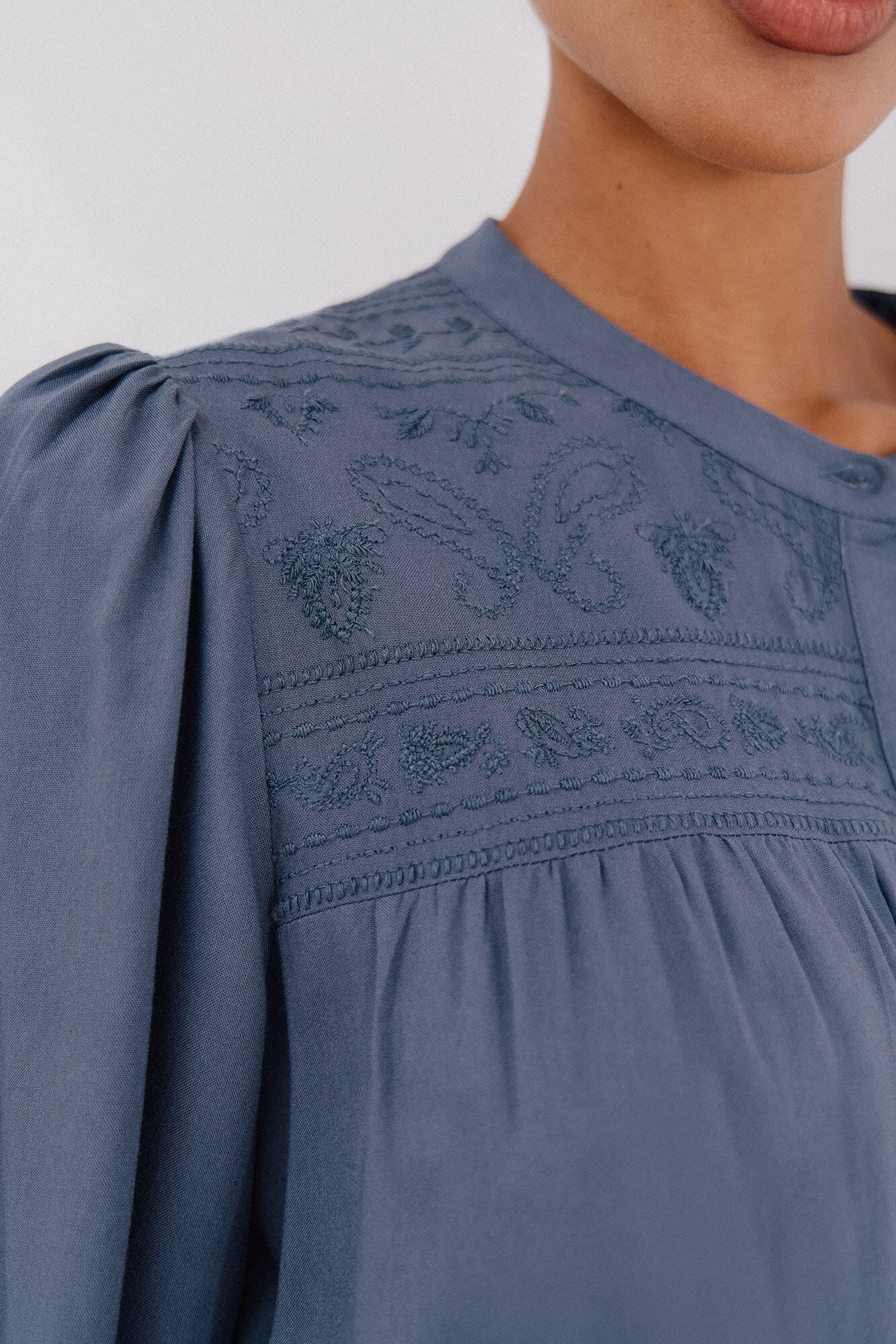 Cortefiel Blouse with embroidered detail Blue
