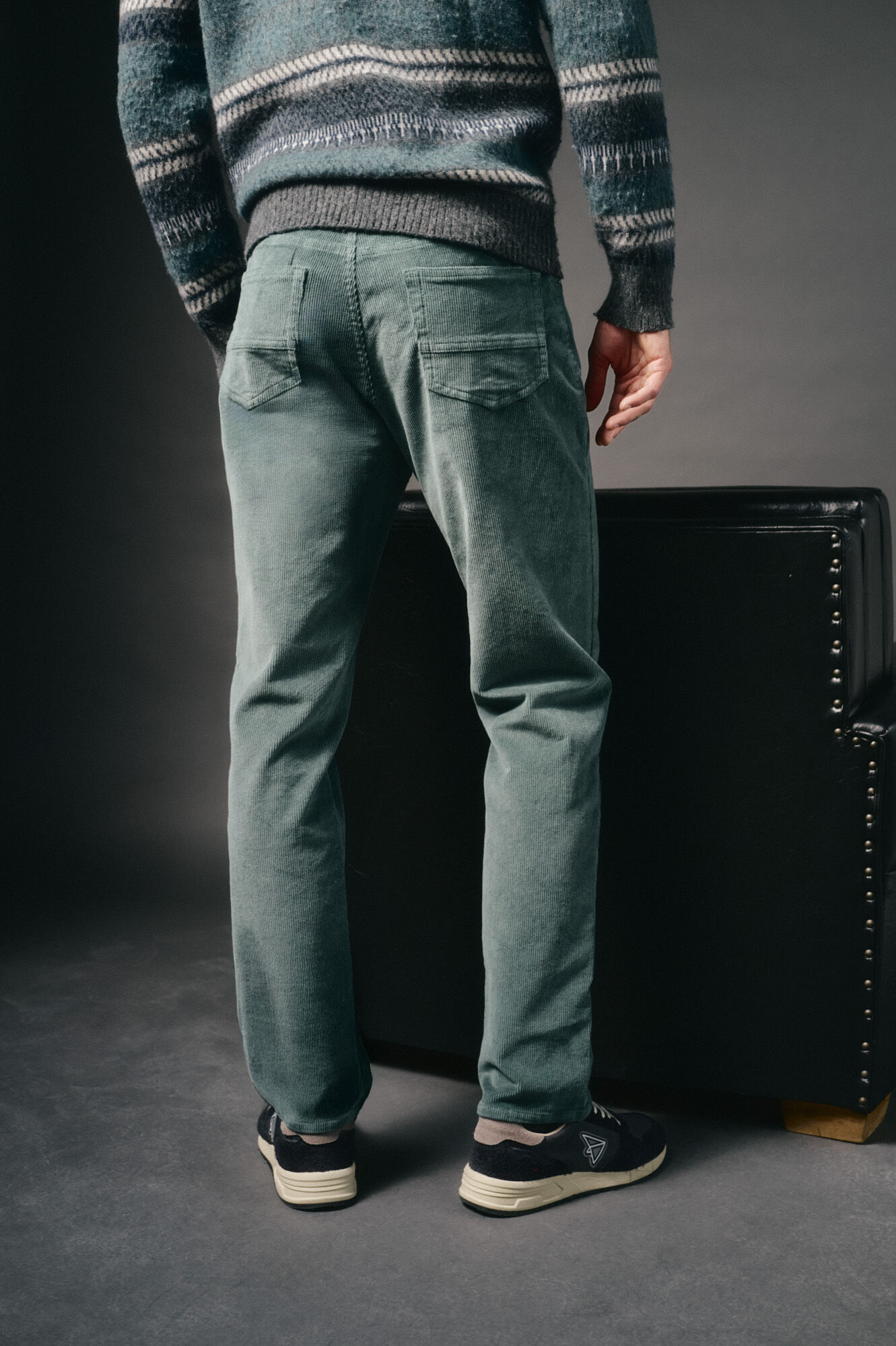 OOTO Pantal&oacute;n 5 bolsillos slim fit pana Azul