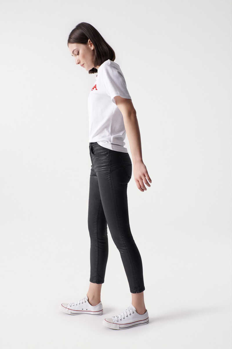 Cortefiel Faith cropped push-in jeans with a coating effect Black