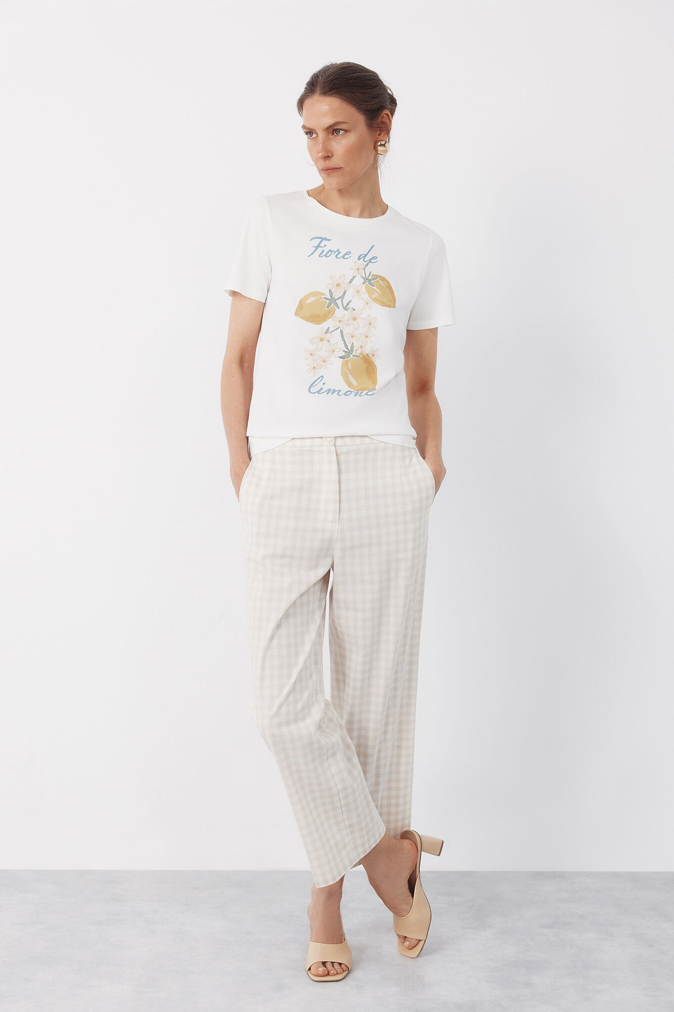 Cortefiel Pantal&oacute;n de vichy Estampado blanco
