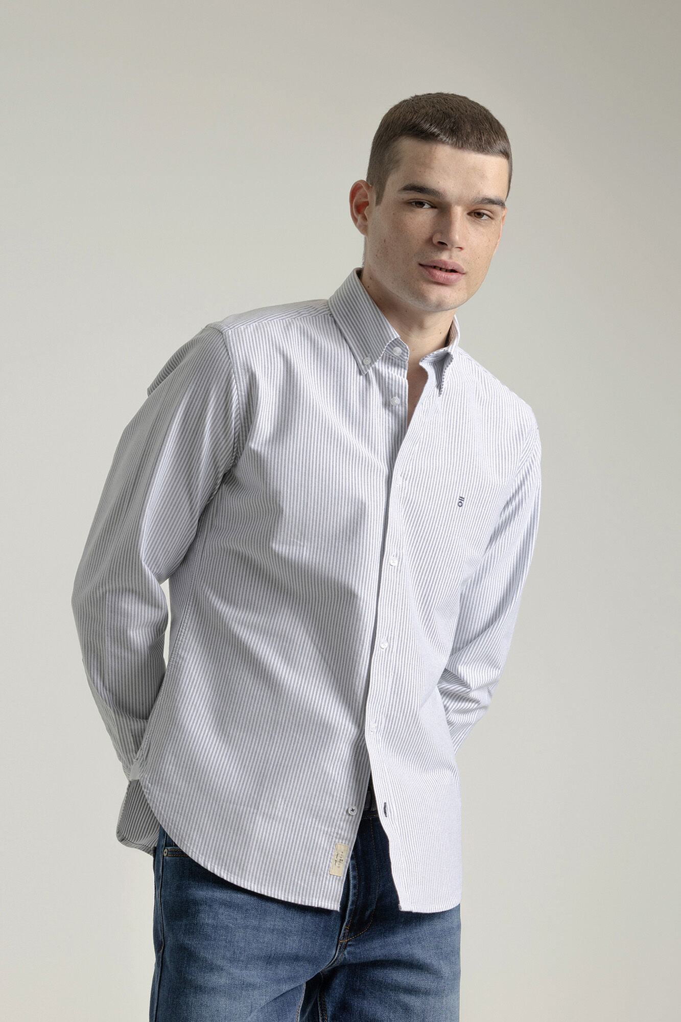 PuroEGO Camisa oxford riscas de algod&atilde;o slim