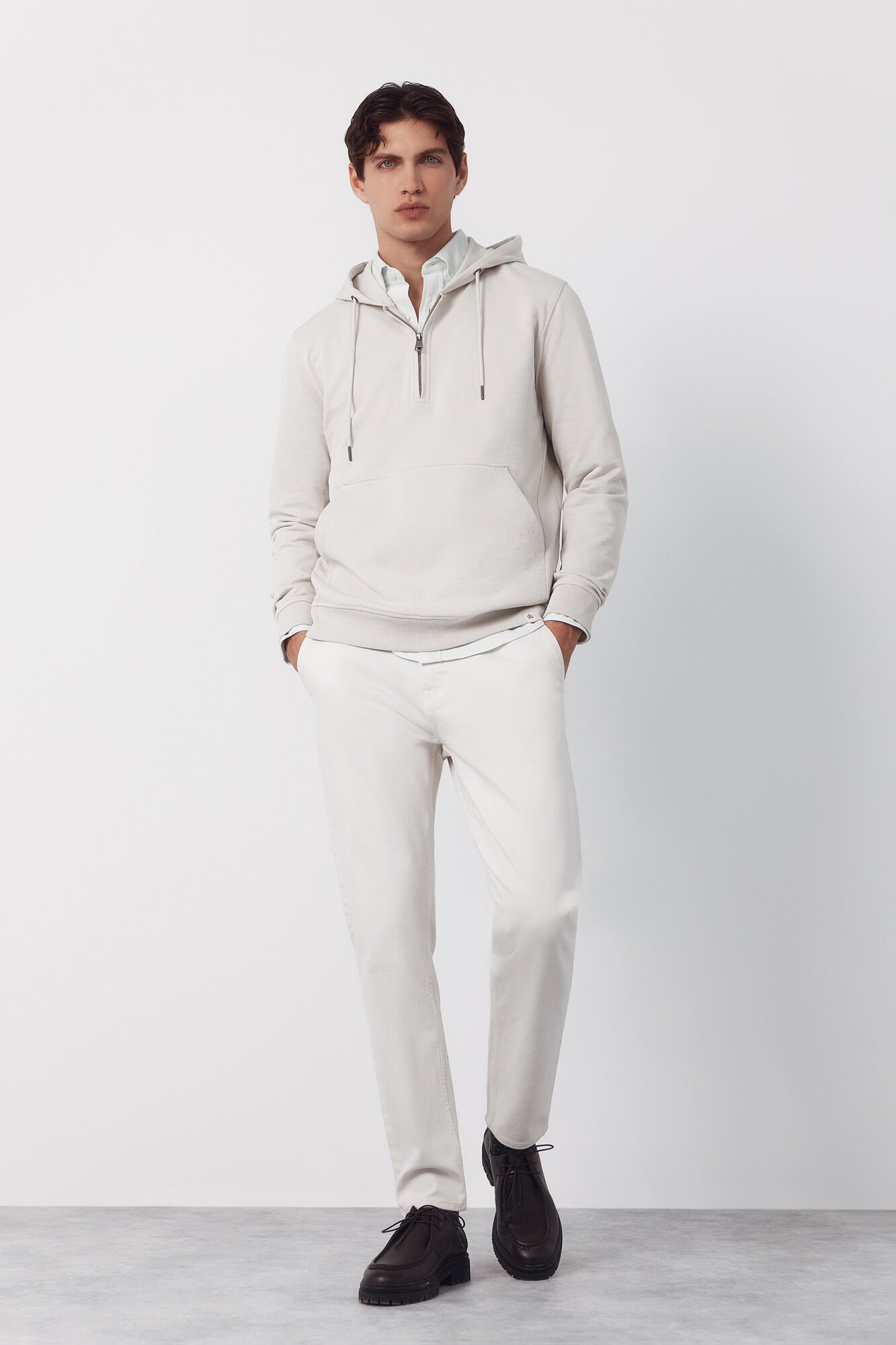Cortefiel Sweatshirt with hood Beige