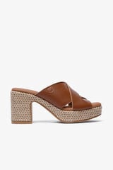 Popa Sand&aacute;lia cunha salto senhora Melibea Pele Castanho