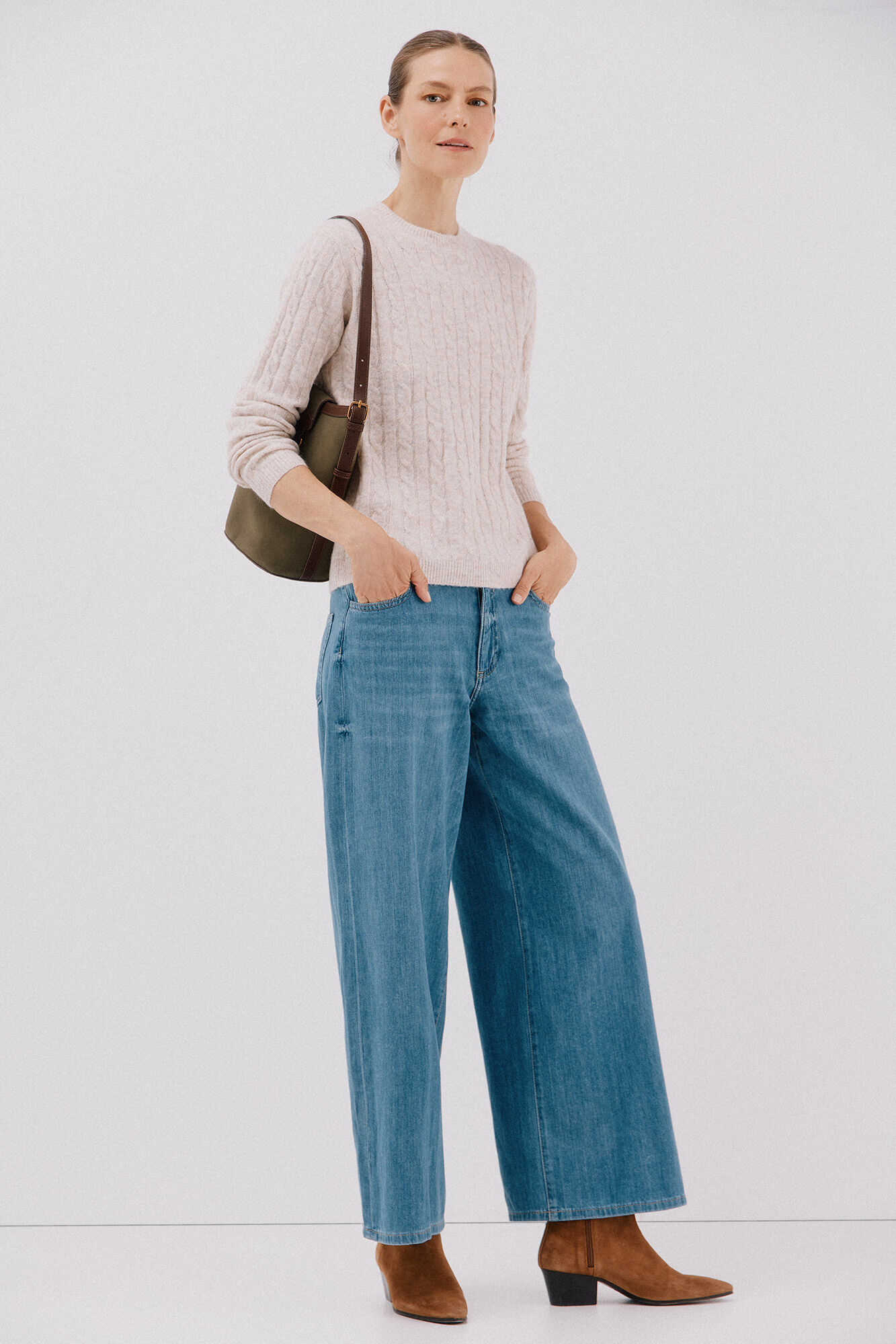 Cortefiel Soft jersey with cross-knit Ivory