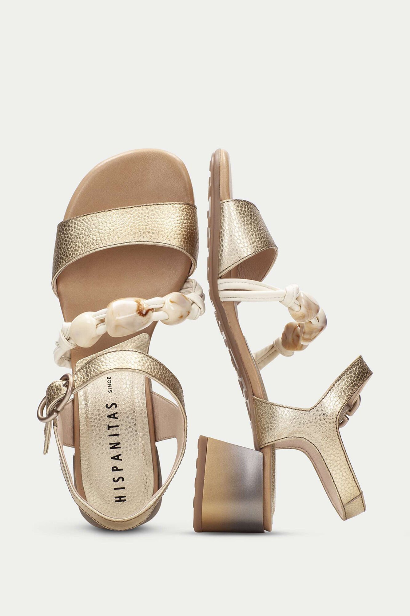 Hispanitas Sand&aacute;lia com adorno de pedras Dourado