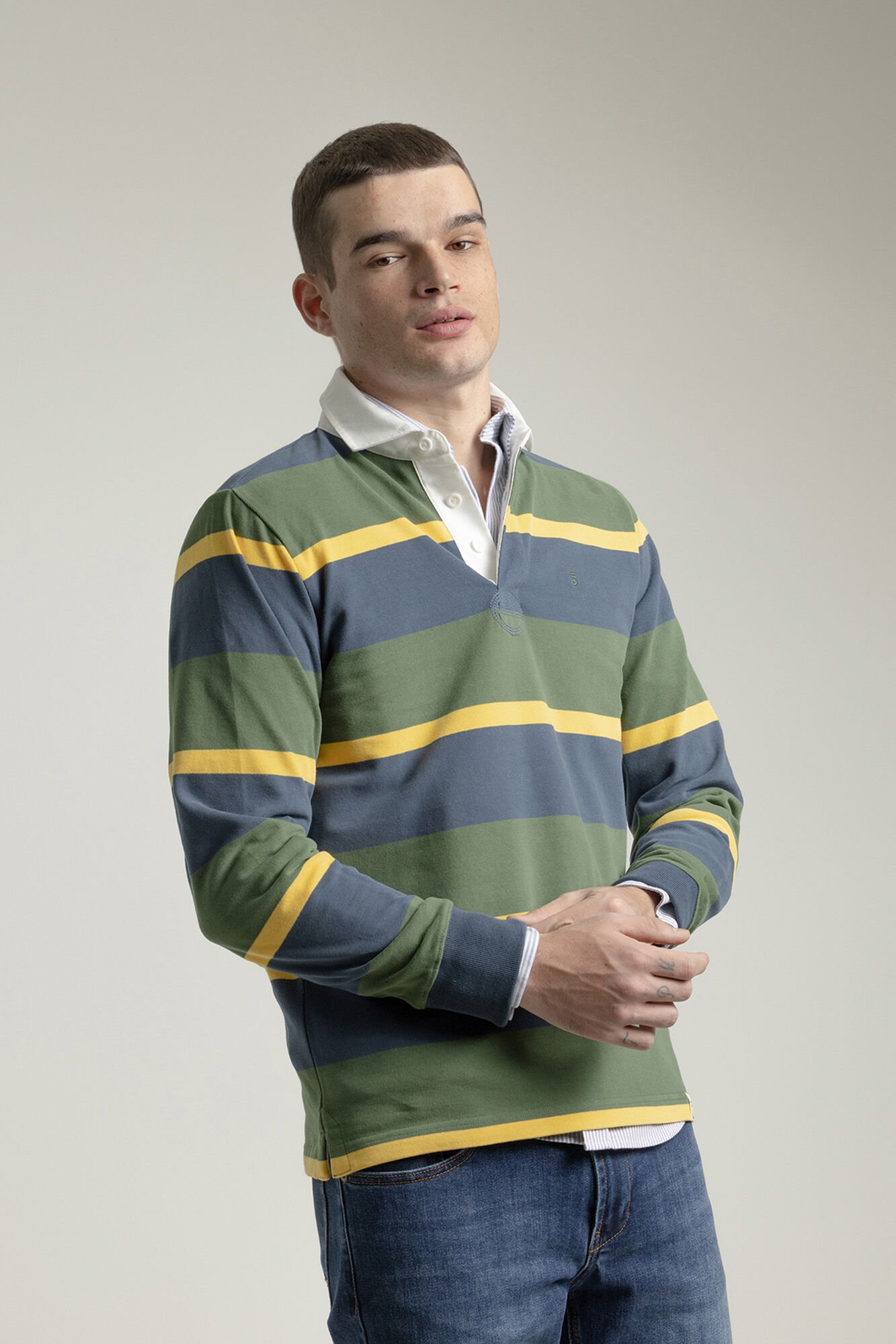 PuroEGO Camisa polo de algod&atilde;o multi-listrada