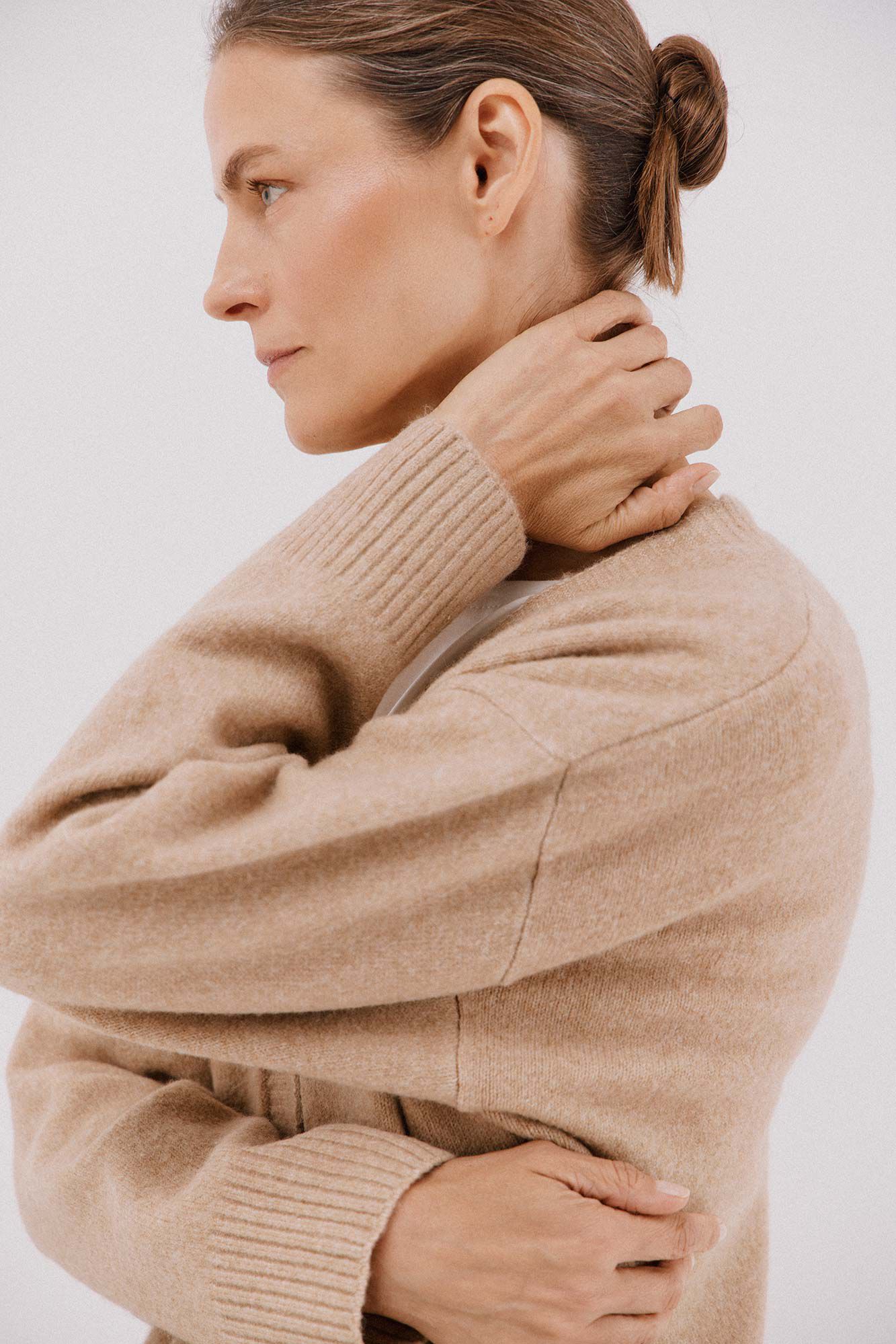 Cortefiel Long cardigan with pockets Beige