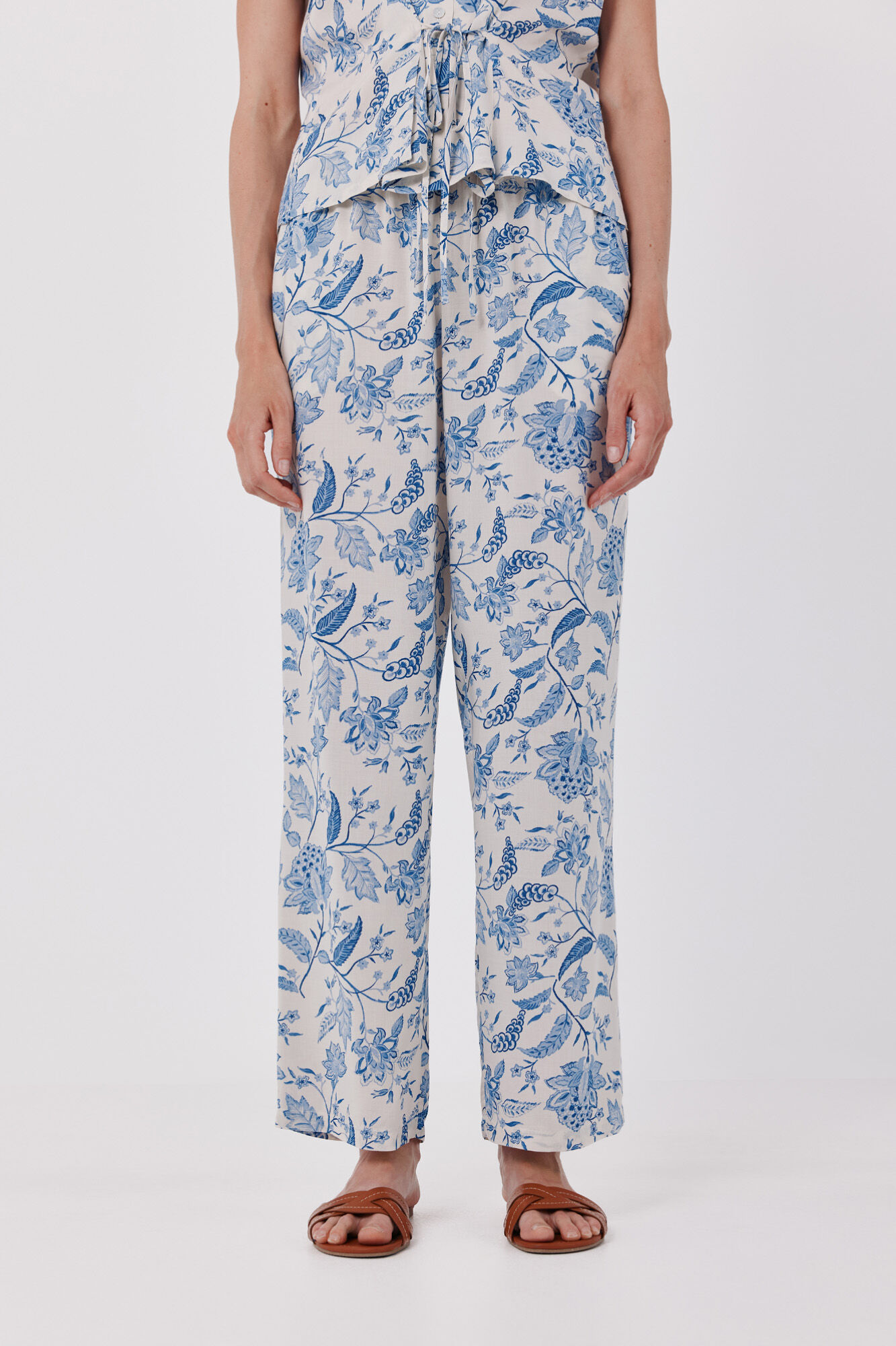 Cortefiel Cal&ccedil;a fluida estampada