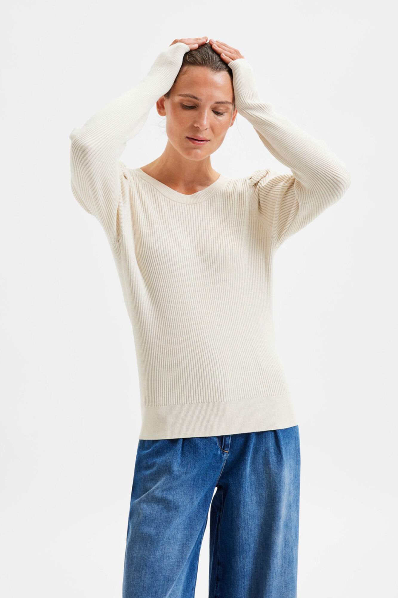 Selected Femme Jersey rib con mangas abullonadas confeccionado con Lenzing ECOVERO Gris