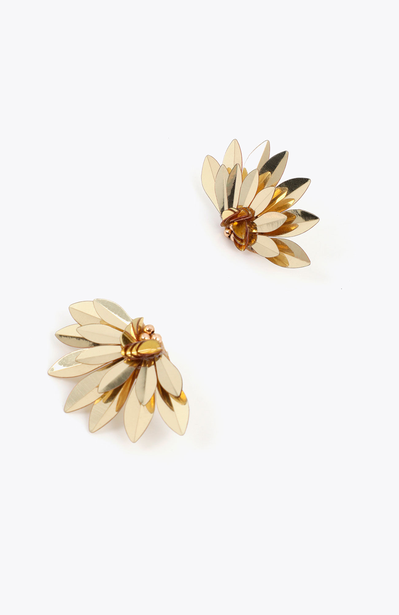 Lola Casademunt Brinco leque Dourado