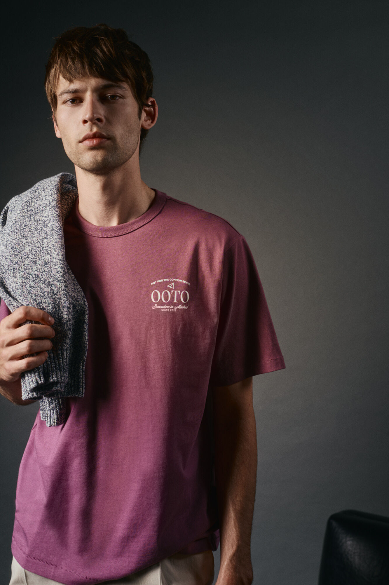 OOTO Camiseta gr&aacute;fica lavada Granada